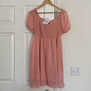 Byinns NWT sweetheart neckline smocked dress.